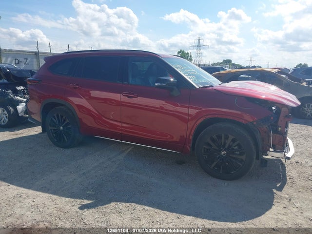 Auction sale of the 2024 Toyota Highlander Xse, vin: 5TDKDRBH6RS535929, lot number: 12651104