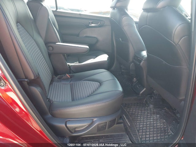 Продажа на аукционе авто 2024 Toyota Highlander Xse, vin: 5TDKDRBH6RS535929, номер лота: 12651104