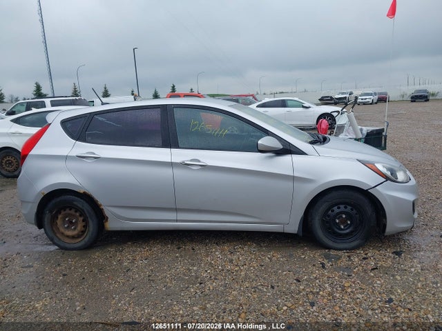 12651111 :رقم المزاد ، KMHCT5AE2CU011912 vin ، 2012 Hyundai Accent Gls/gs مزاد بيع