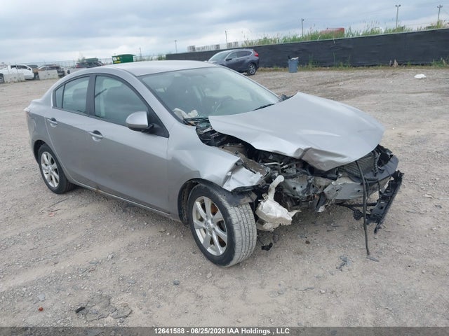 12641588 :رقم المزاد ، JM1BL1UF9B1366430 vin ، 2011 Mazda 3 I مزاد بيع