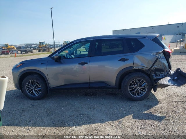 5N1AT3AB1MC765229 Nissan ROGUE S