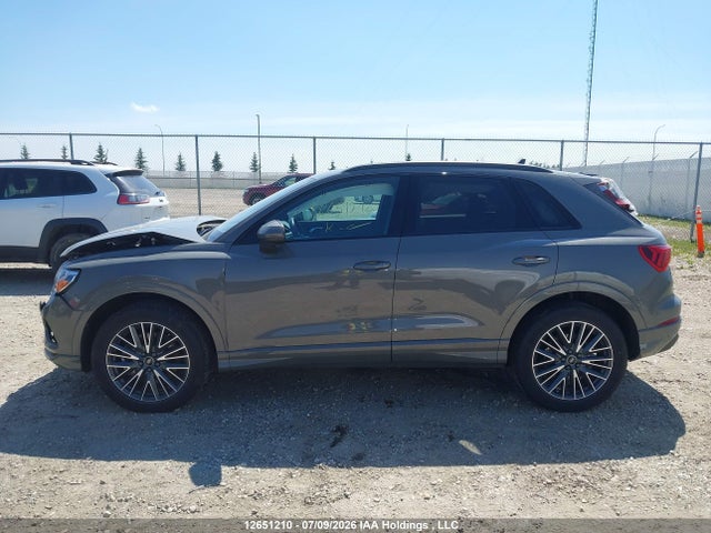 WA1AECF33P1146173 Audi Q3 Komfort 45