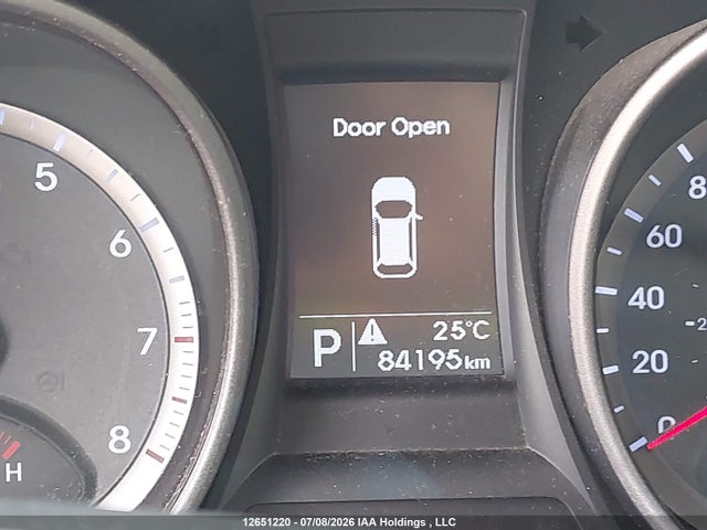 Продажа на аукционе авто 2015 Hyundai Santa Fe Sport 2.4 Base, vin: 5XYZT3LB2FG277569, номер лота: 12651220