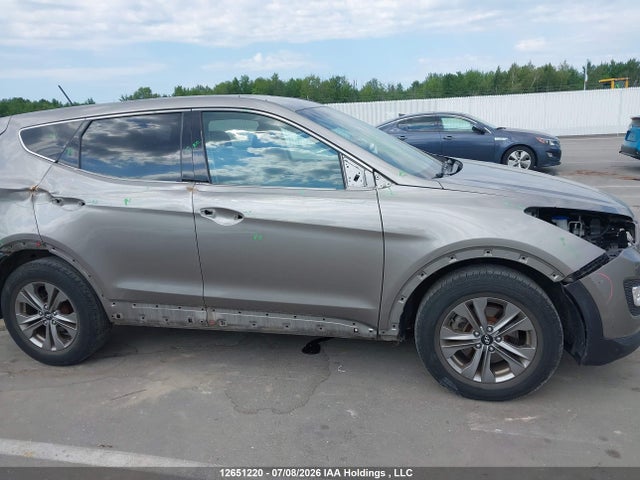 Продажа на аукционе авто 2015 Hyundai Santa Fe Sport 2.4 Base, vin: 5XYZT3LB2FG277569, номер лота: 12651220