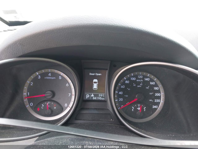 5XYZT3LB2FG277569 Hyundai Santa Fe Sport 2.4 Base