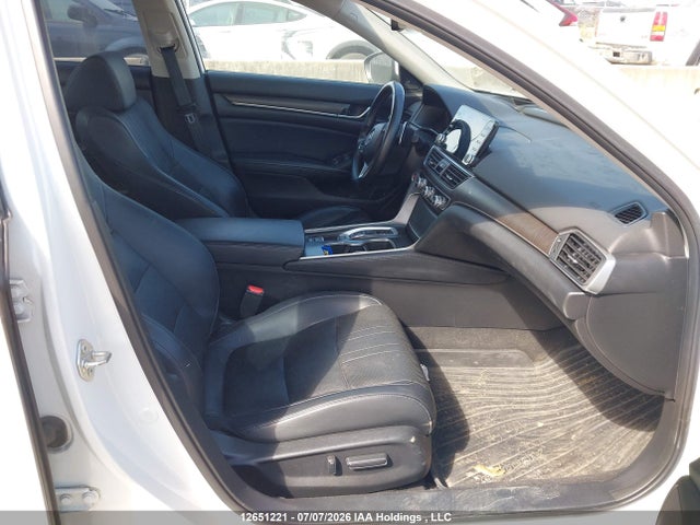 Aukcja sprzedaży 2018 Honda Accord Touring, vin: 1HGCV2F96JA800086, numer aukcji: 12651221
