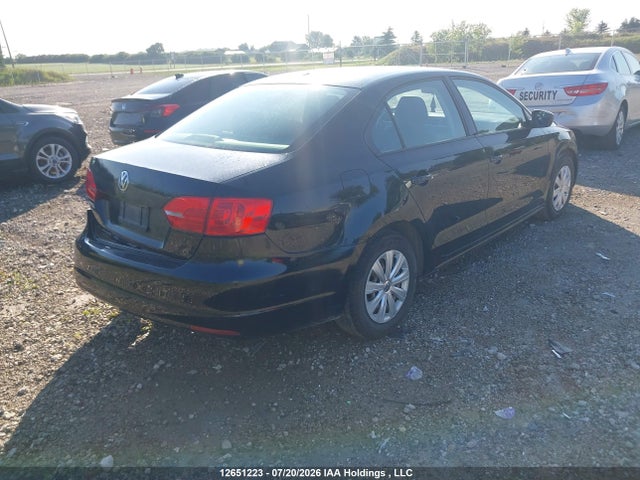 2013 Volkswagen Jetta 2.0l Trendline/2.0l Trendline+ მანქანა იყიდება აუქციონზე, vin: 3VW2K7AJ4DM450799, აუქციონის ნომერი: 12651223