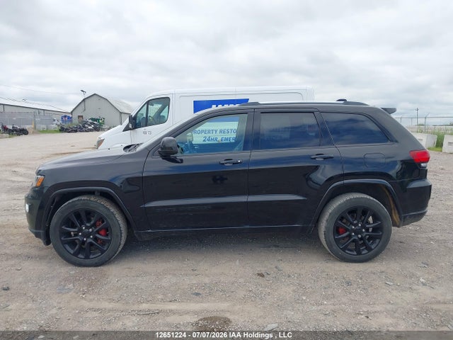 1C4RJFAG2JC292513 Jeep Grand Cherokee Laredo