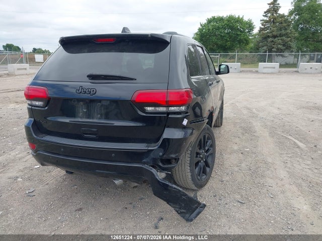 1C4RJFAG2JC292513 Jeep Grand Cherokee Laredo