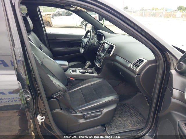 1C4RJFAG2JC292513 Jeep Grand Cherokee Laredo