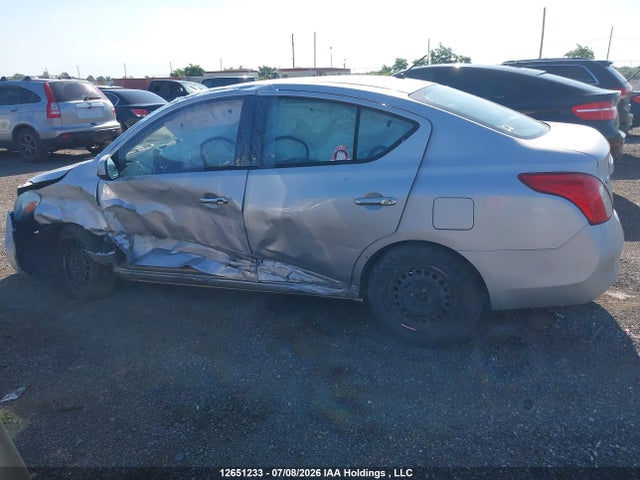12651233 :رقم المزاد ، 3N1CN7AP9CL926961 vin ، 2012 Nissan Versa مزاد بيع