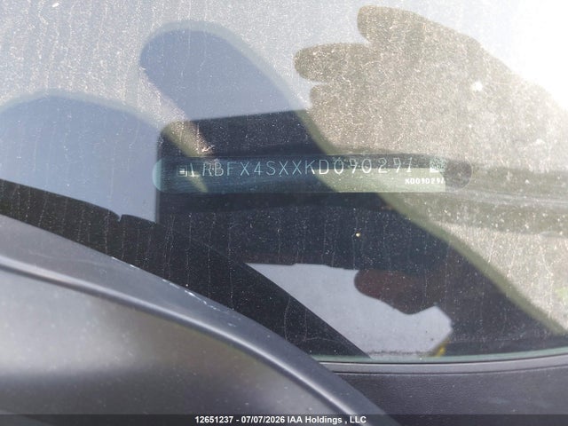 LRBFX4SXXKD090291 Buick Envision