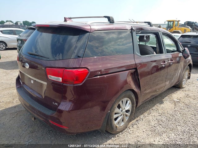 12651241 :رقم المزاد ، KNDMB5C11J6352659 vin ، 2018 Kia Sedona مزاد بيع