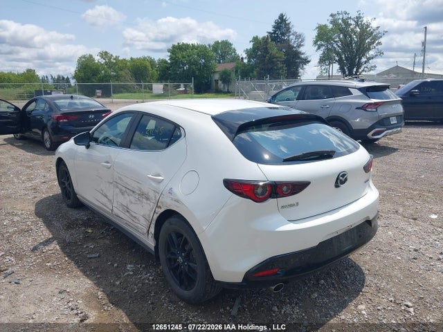 Mazda 3 2022 JM1BPALL1N1522749 Image 3