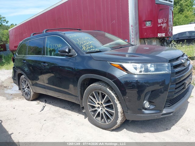 12651249 :رقم المزاد ، 5TDJZRFH2HS519703 vin ، 2017 Toyota Highlander مزاد بيع