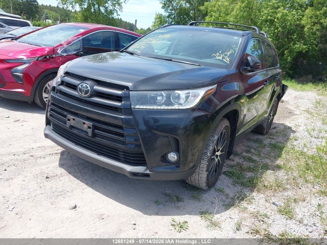 12651249 :رقم المزاد ، 5TDJZRFH2HS519703 vin ، 2017 Toyota Highlander مزاد بيع