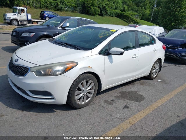 KIA FORTE LX 2014 KNAFX4A69E5150423 Image 2