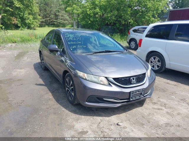 Honda Civic 2015 2HGFB2F52FH018671 головне зображення