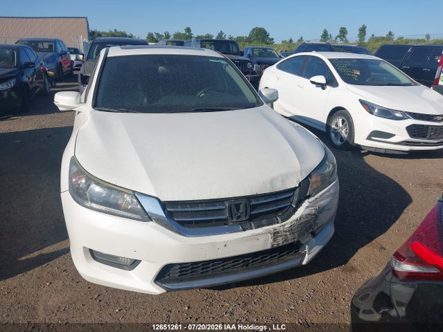 2015 Honda Accord მანქანა იყიდება აუქციონზე, vin: 1HGCR2F83FA801750, აუქციონის ნომერი: 12651261