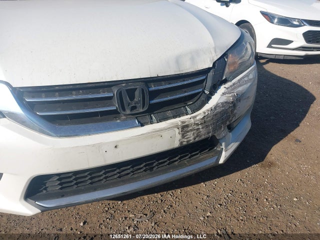 2015 Honda Accord მანქანა იყიდება აუქციონზე, vin: 1HGCR2F83FA801750, აუქციონის ნომერი: 12651261