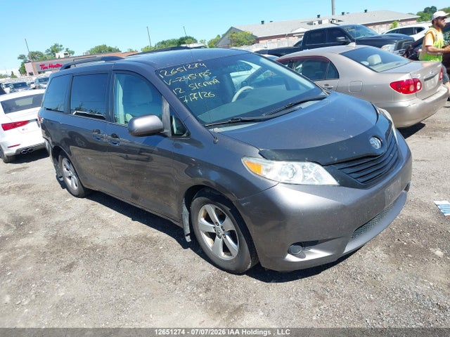 2012 Toyota Sienna მანქანა იყიდება აუქციონზე, vin: 5TDZK3DC0CS245485, აუქციონის ნომერი: 12651274
