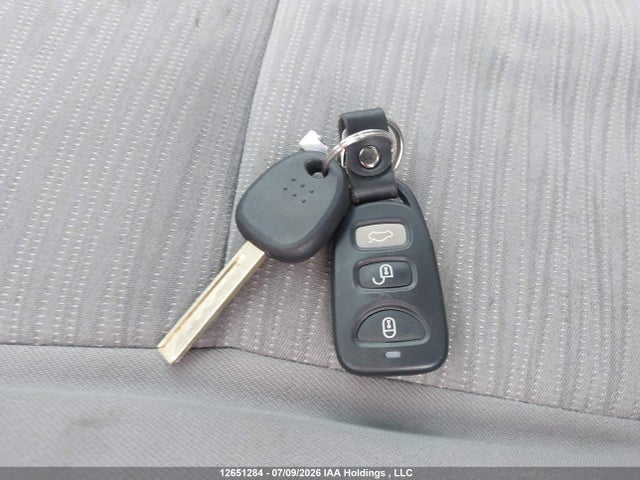 2015 Hyundai Accent Se მანქანა იყიდება აუქციონზე, vin: KMHCT4AEXFU810352, აუქციონის ნომერი: 12651284