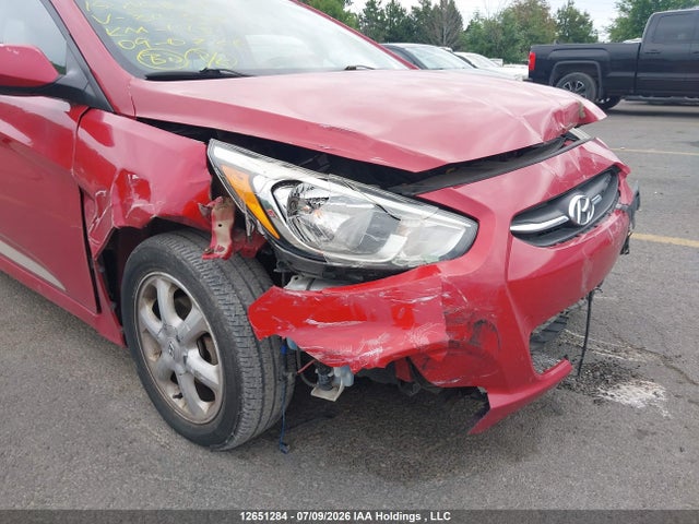 2015 Hyundai Accent Se მანქანა იყიდება აუქციონზე, vin: KMHCT4AEXFU810352, აუქციონის ნომერი: 12651284