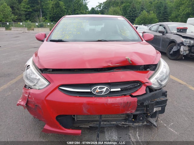 2015 Hyundai Accent Se მანქანა იყიდება აუქციონზე, vin: KMHCT4AEXFU810352, აუქციონის ნომერი: 12651284