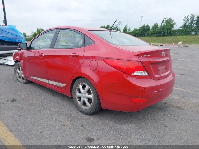 2015 Hyundai Accent Se მანქანა იყიდება აუქციონზე, vin: KMHCT4AEXFU810352, აუქციონის ნომერი: 12651284