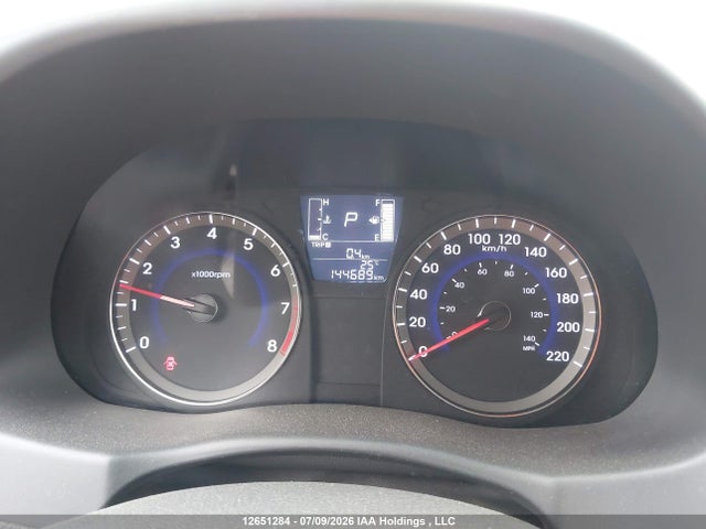 2015 Hyundai Accent Se მანქანა იყიდება აუქციონზე, vin: KMHCT4AEXFU810352, აუქციონის ნომერი: 12651284