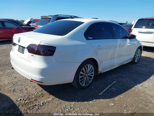 12651329 :رقم المزاد ، 3VWDX7AJ7BM020871 vin ، 2011 Volkswagen Jetta مزاد بيع