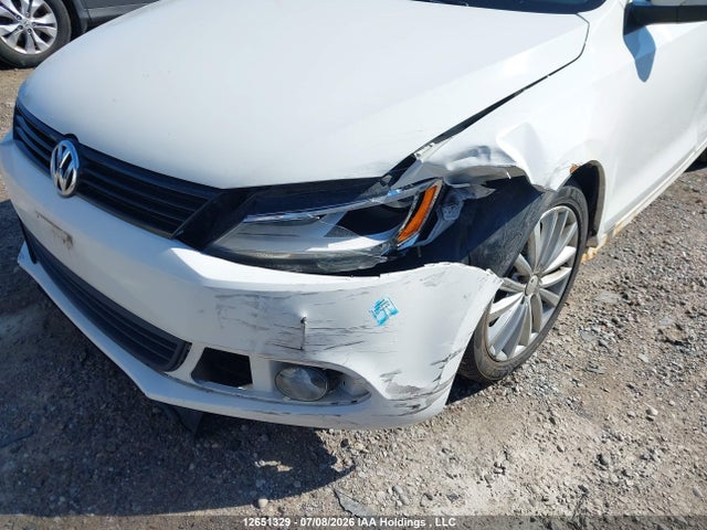 12651329 :رقم المزاد ، 3VWDX7AJ7BM020871 vin ، 2011 Volkswagen Jetta مزاد بيع