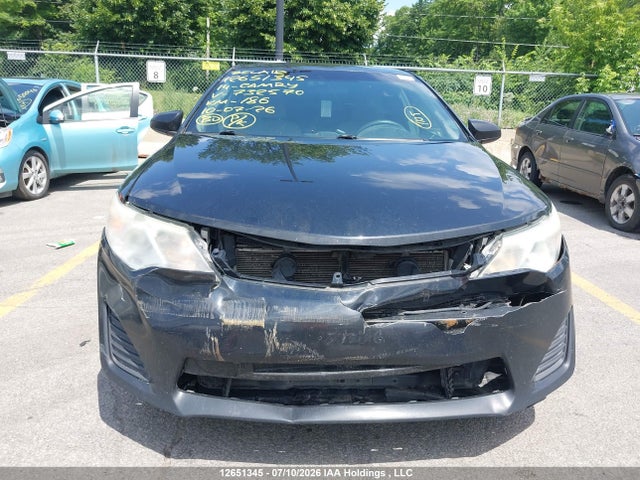 12651345 :رقم المزاد ، 4T1BF1FK4EU732570 vin ، 2014 Toyota Camry مزاد بيع