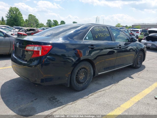 12651345 :رقم المزاد ، 4T1BF1FK4EU732570 vin ، 2014 Toyota Camry مزاد بيع