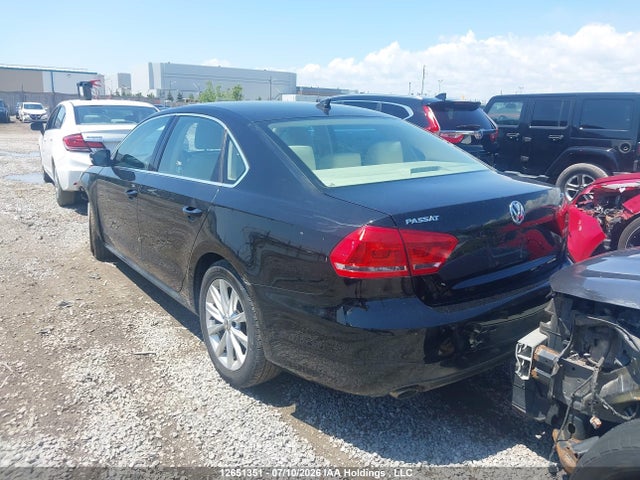 12651351 :رقم المزاد ، 1VWBS7A39FC042255 vin ، 2015 Volkswagen Passat 1.8 Tsi Comfortline مزاد بيع