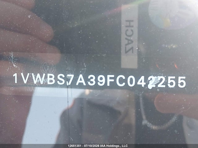 12651351 :رقم المزاد ، 1VWBS7A39FC042255 vin ، 2015 Volkswagen Passat 1.8 Tsi Comfortline مزاد بيع