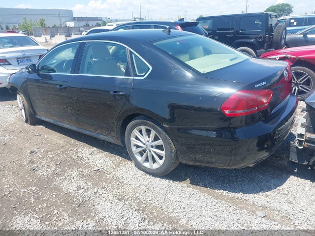 12651351 :رقم المزاد ، 1VWBS7A39FC042255 vin ، 2015 Volkswagen Passat 1.8 Tsi Comfortline مزاد بيع