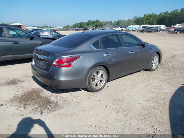 Nissan Altima 2014 1N4AL3AP0EN240643 Image 4