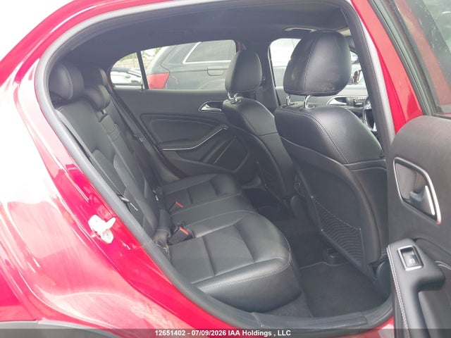 WDCTG4GB5FJ140727 Mercedes-Benz Gla 250 4matic