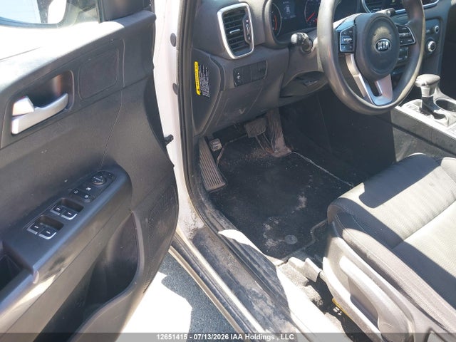 2021 Kia Sportage Lx/lx S მანქანა იყიდება აუქციონზე, vin: KNDPMCAC6M7941298, აუქციონის ნომერი: 12651415