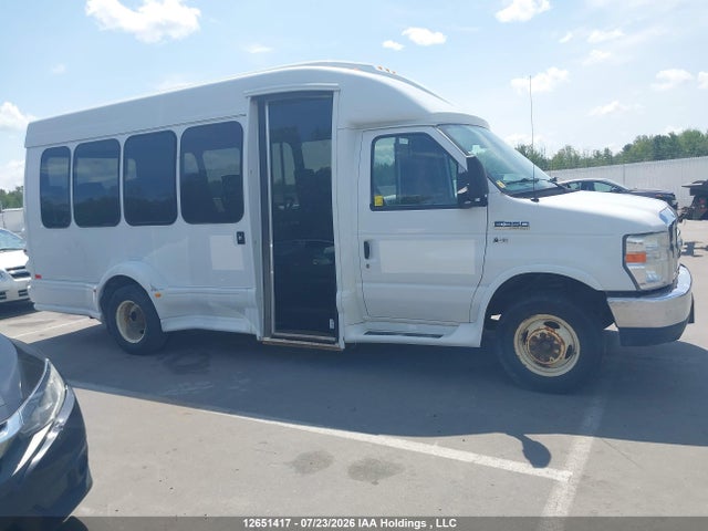 12651417 :رقم المزاد ، 1FDWE3FL3DDB32954 vin ، 2013 Ford E-350 Cutaway مزاد بيع