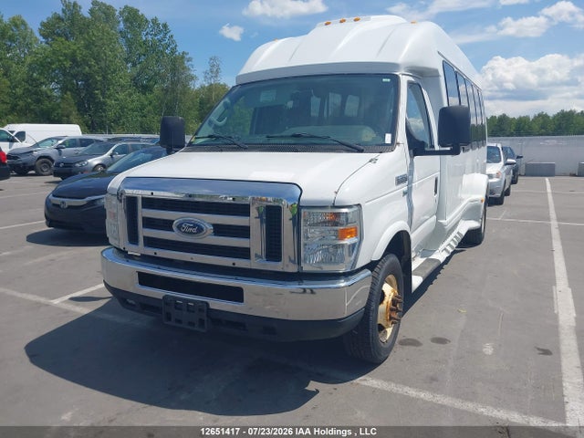 12651417 :رقم المزاد ، 1FDWE3FL3DDB32954 vin ، 2013 Ford E-350 Cutaway مزاد بيع