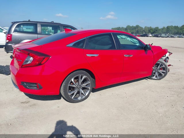 Honda Civic Touring 2019 2HGFC1F91KH103084 Image 4