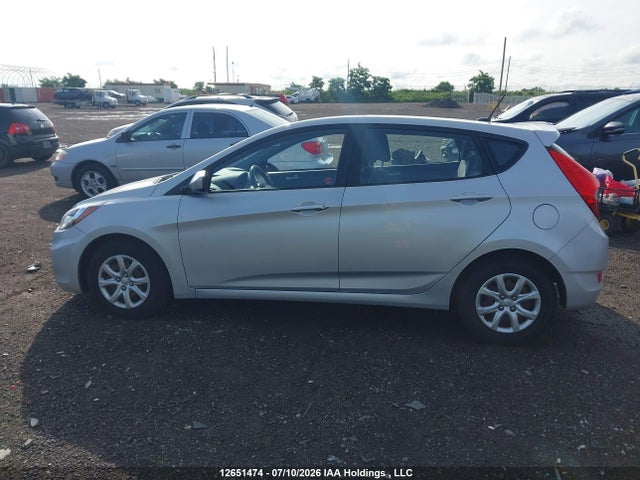 2014 Hyundai Accent Gl მანქანა იყიდება აუქციონზე, vin: KMHCT5AE7EU174249, აუქციონის ნომერი: 12651474
