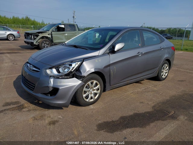 Hyundai ACCENT L 2014 KMHCT4AEXEU773883 Image 2