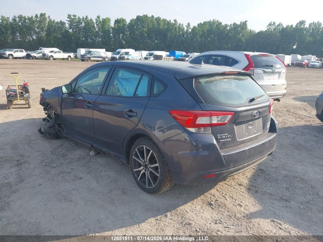 Subaru Impreza Premium Plus 2017 4S3GTAH61H3728389 Image 3