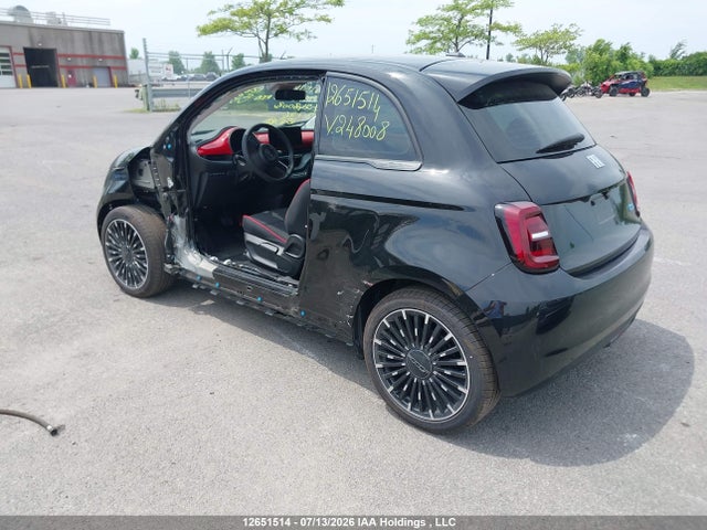 Продажа на аукционе авто 2025 Fiat 500 E Red, vin: ZFAFFAA44SX248008, номер лота: 12651514