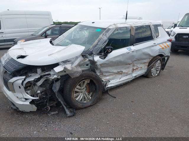 2024 Mitsubishi Outlander Es მანქანა იყიდება აუქციონზე, vin: JA4T5UA94RZ609811, აუქციონის ნომერი: 12651526