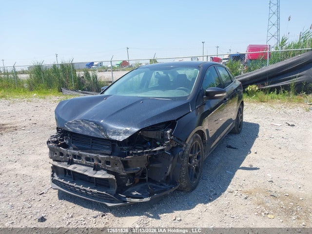 Ford Focus 2018 1FADP3H22JL253895 Image 2