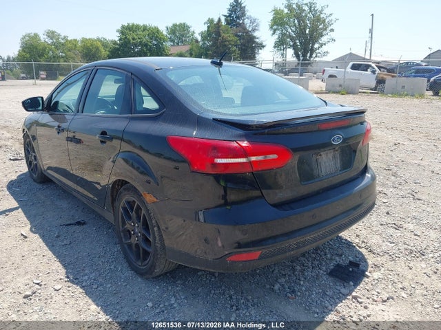 Ford Focus 2018 1FADP3H22JL253895 Image 3